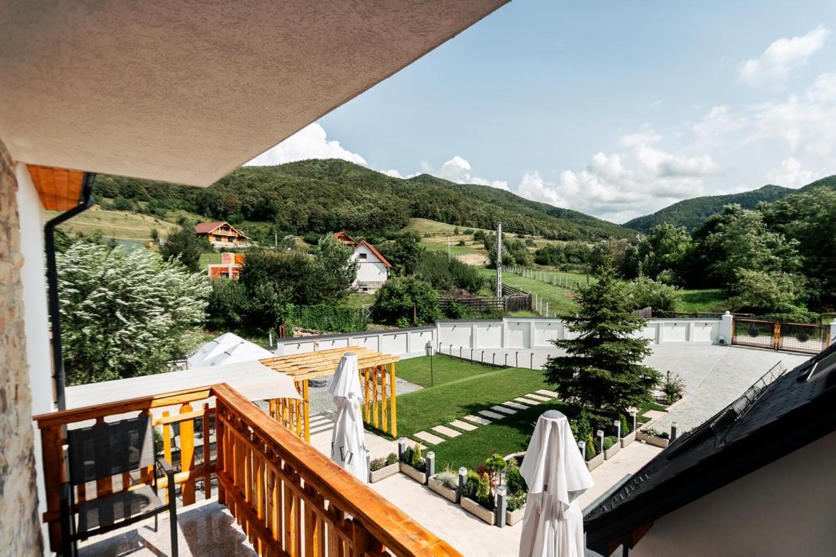 Pensiunea La Valtoare Сибиу Экстерьер фото